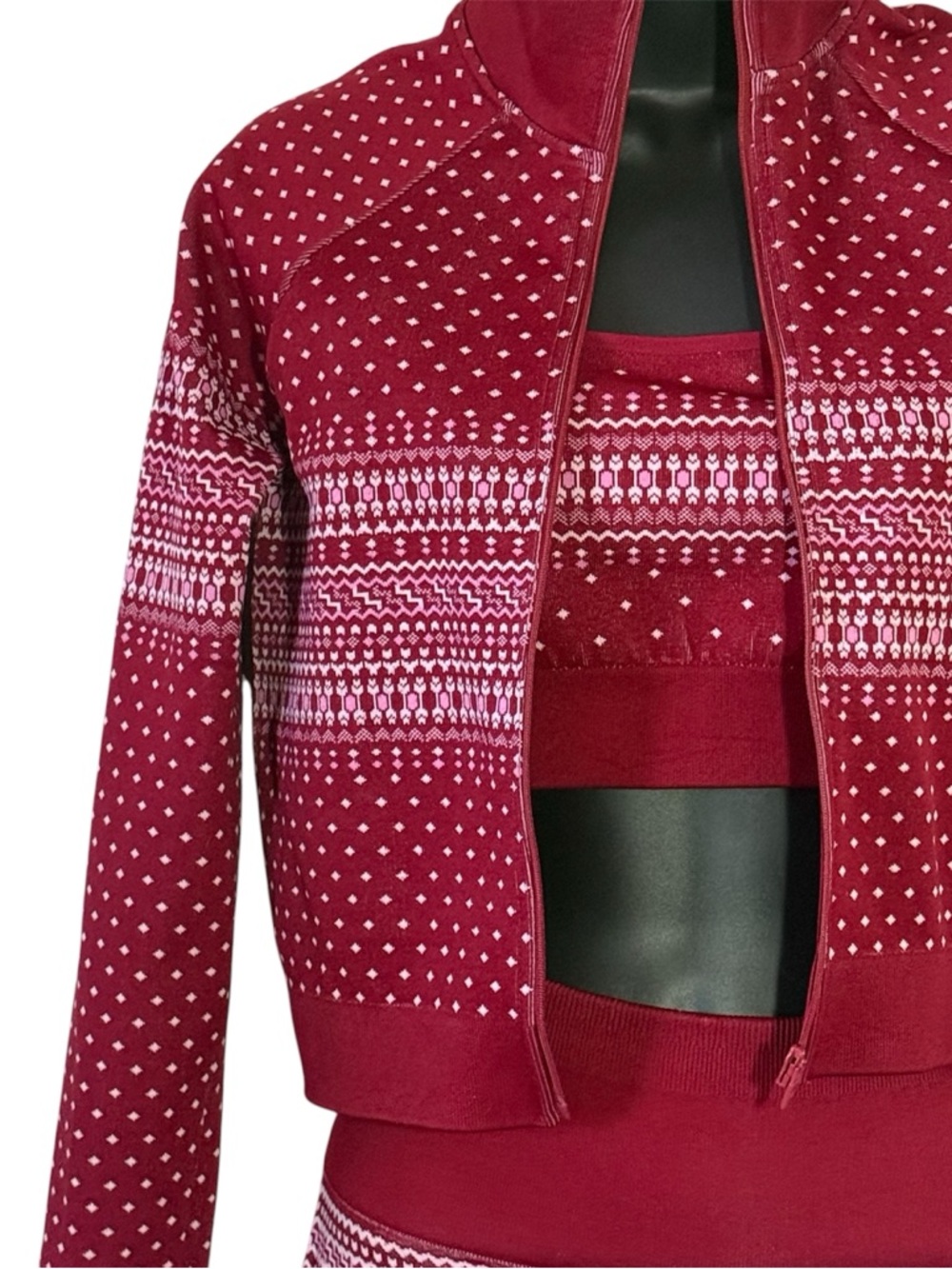 Fabletics Burgundy Fair Isle 3-Piece Activewear Set Zip-Up Jacket Sports Bra